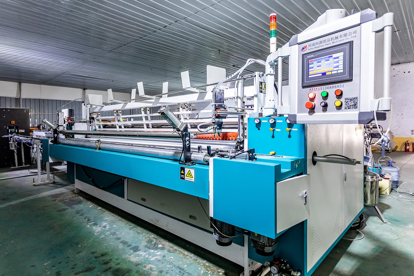 3米衛(wèi)生紙復卷機案例圖.jpg 3米衛(wèi)生紙復卷機案例圖.jpg